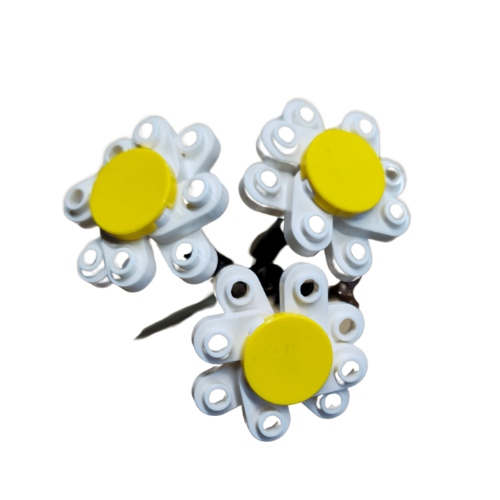 Simple Daisy – White – 1pk – Bloom 001 – The Original Block Dreams LLC